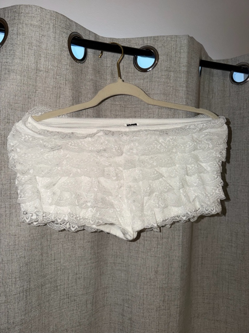 Minimalist Lace Shorts